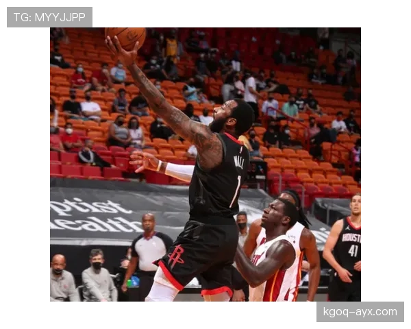 凯文·马丁突破得分效率提升显著 拉开替补锋线差距